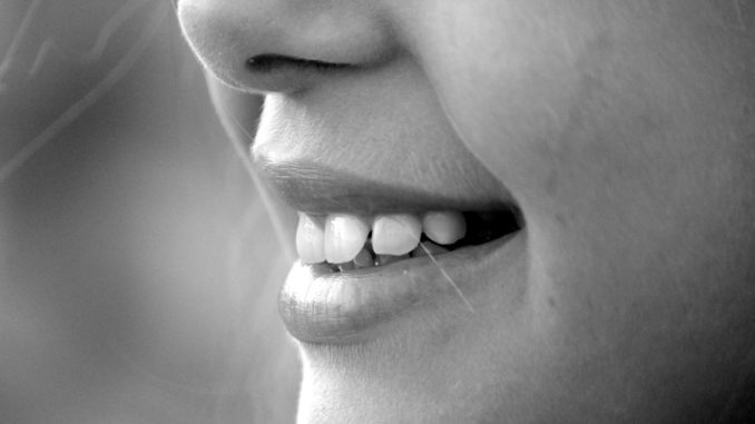 smile-mouth-teeth-laugh-65665
